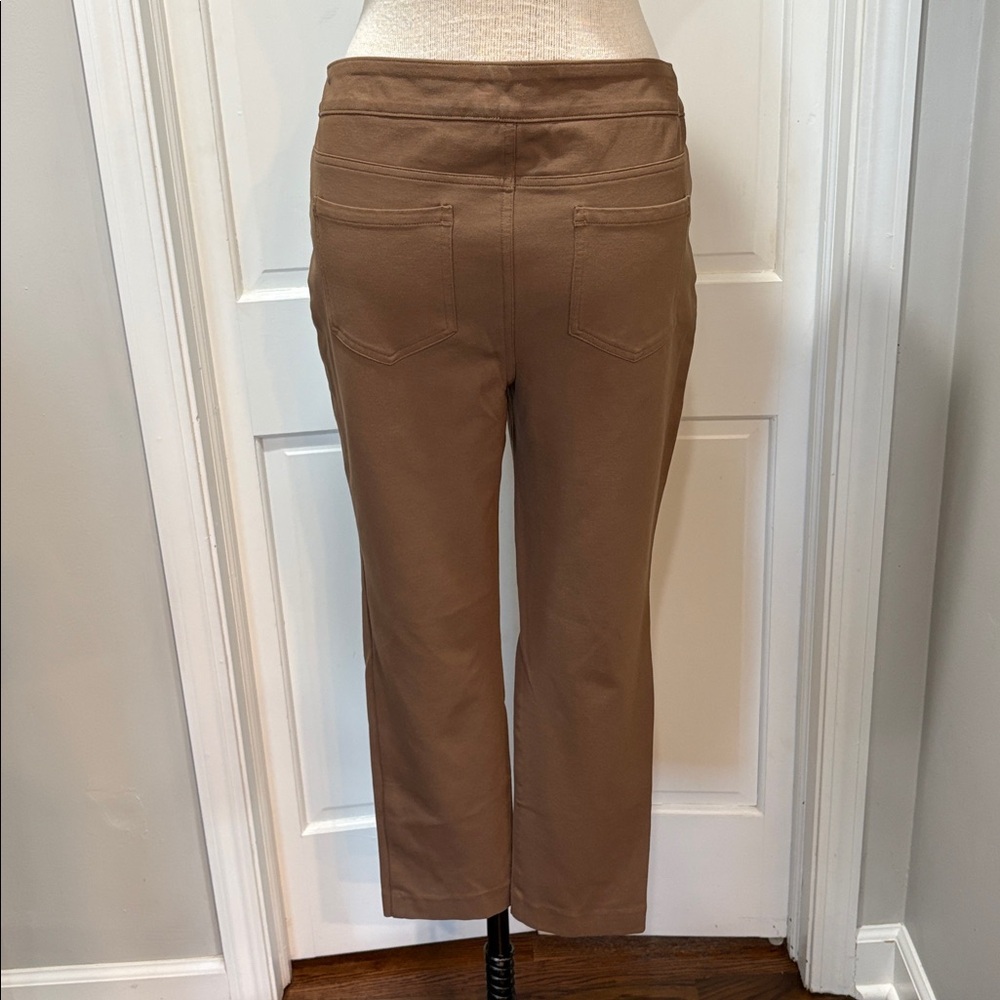 Chico’s sz 1.5 (10) light brown elastic waist pull on ankle pants - Picture 3 of 7
